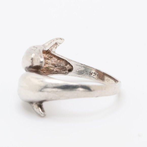 Vintage Sterling Silver Dolphins Ring - Picture 4 of 10